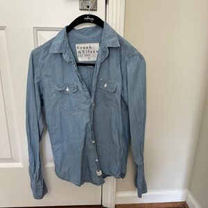 Frank & Eileen Light Blue Casual Shirt